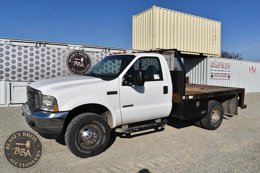 Image of Ford F-350 Primary image