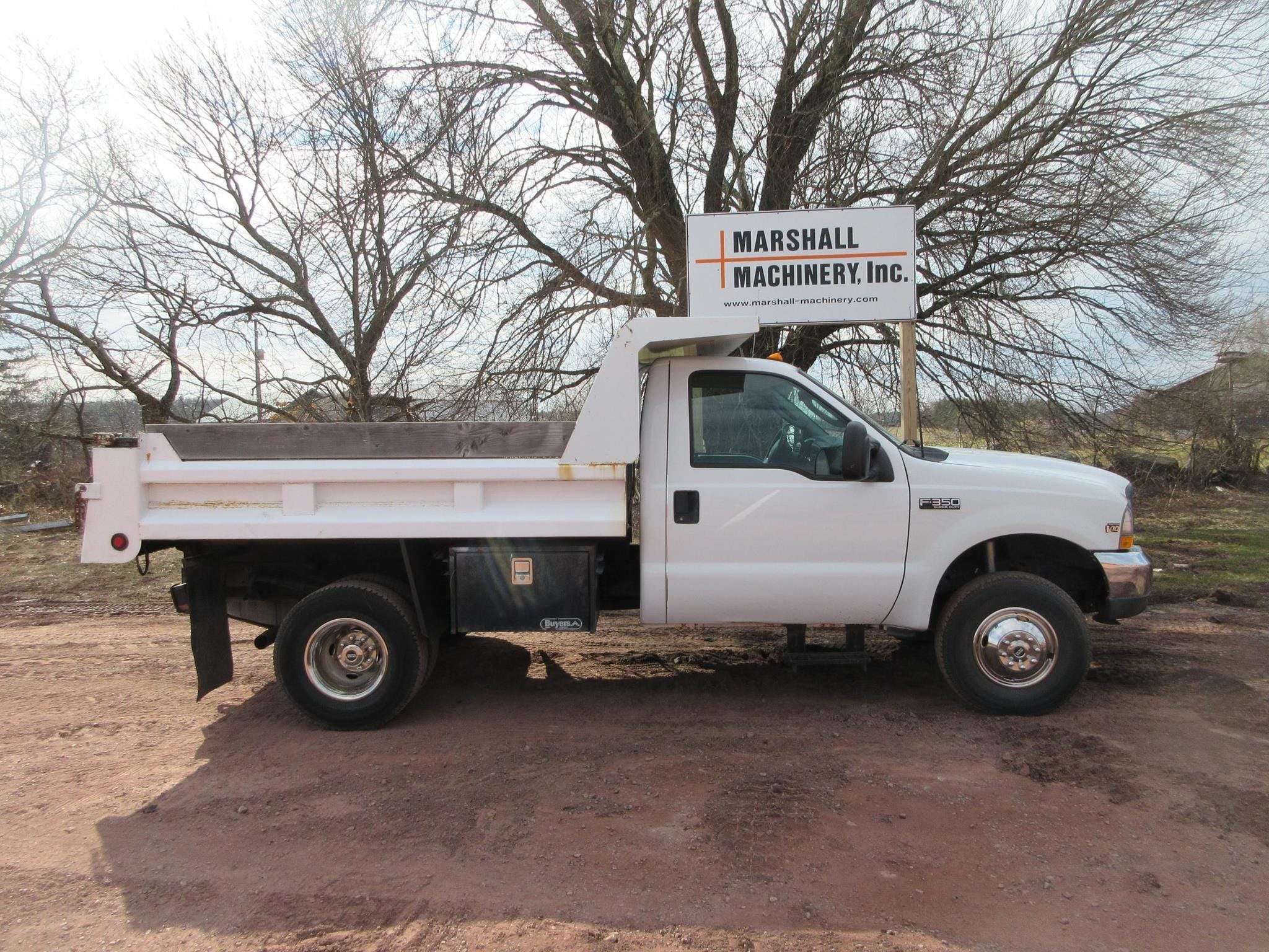 2003 Ford F-350 Equipment Image0