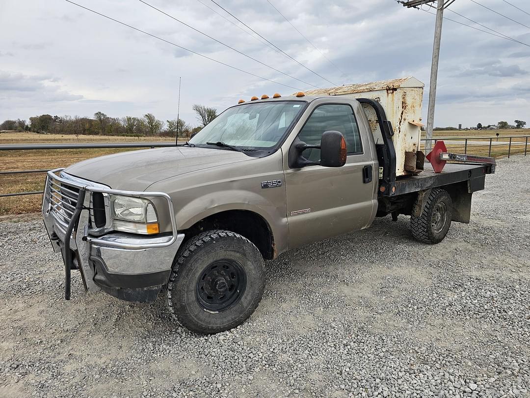 Image of Ford F-350 Primary image