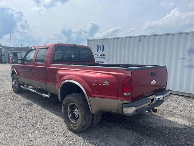Image of Ford F-350 equipment image 1