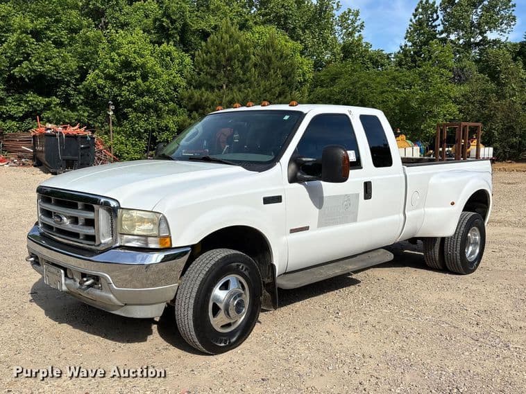 Image of Ford F-350 Primary image