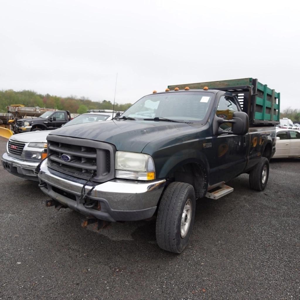 Image of Ford F-350 Primary image