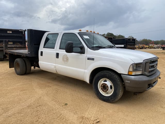 Image of Ford F-350 equipment image 3