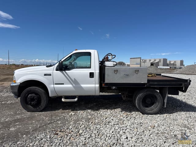 Image of Ford F-450 equipment image 1
