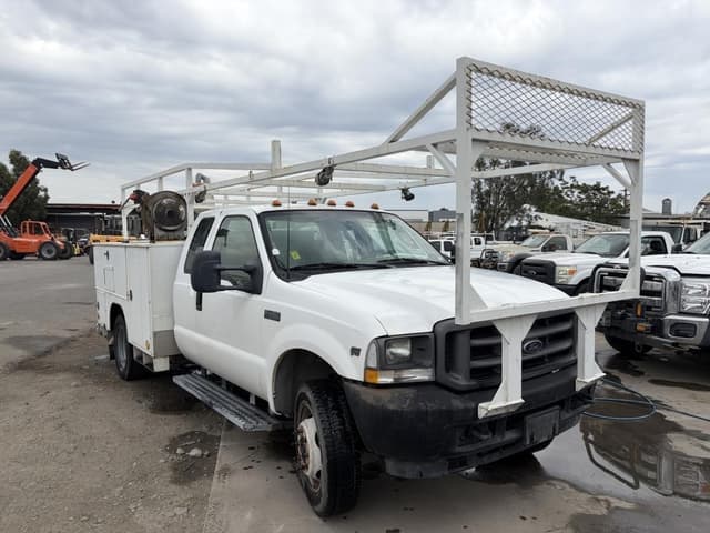 Image of Ford F-450 equipment image 1