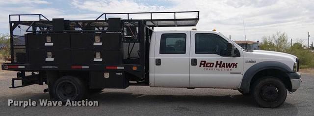 Image of Ford F-450 equipment image 3