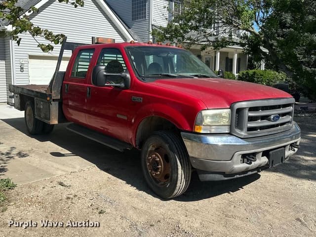 Image of Ford F-450 equipment image 2