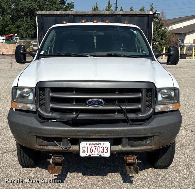 Image of Ford F-450 equipment image 1