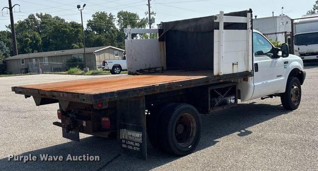 Image of Ford F-450 equipment image 4
