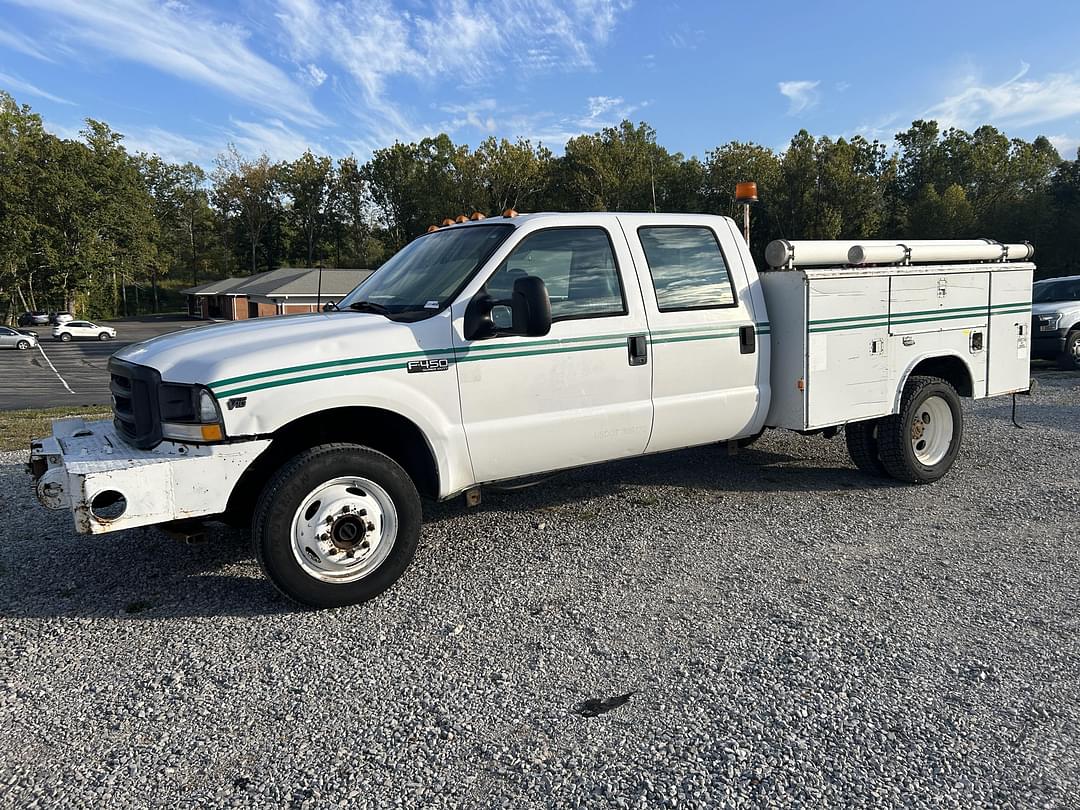 Image of Ford F-450 Primary image