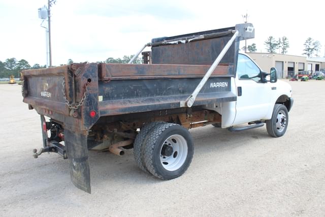 Image of Ford F-450 equipment image 2