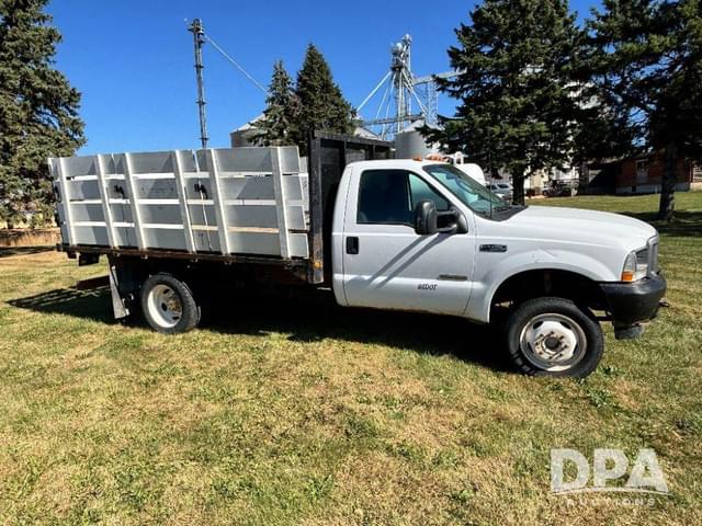 Image of Ford F-450 equipment image 1