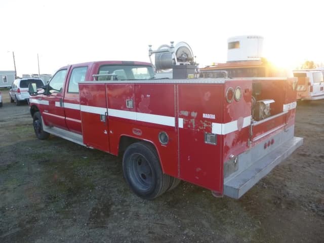 Image of Ford F-550 equipment image 3