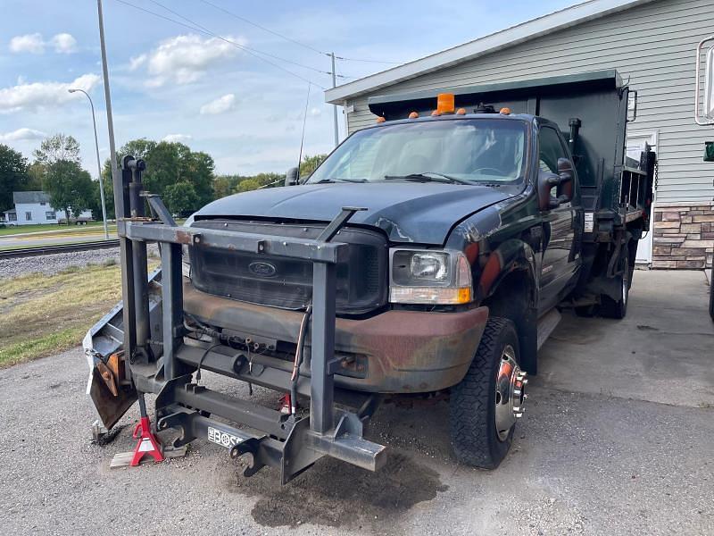 Image of Ford F-550 Primary image