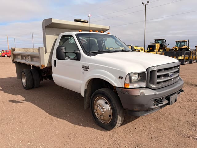 Image of Ford F-550 equipment image 1