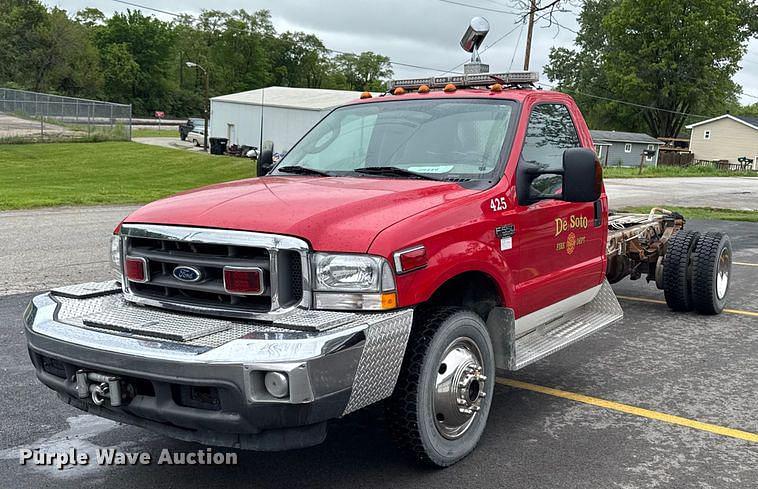 Image of Ford F-550 Primary image