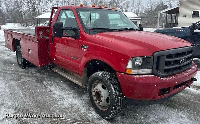 Image of Ford F-550 equipment image 2