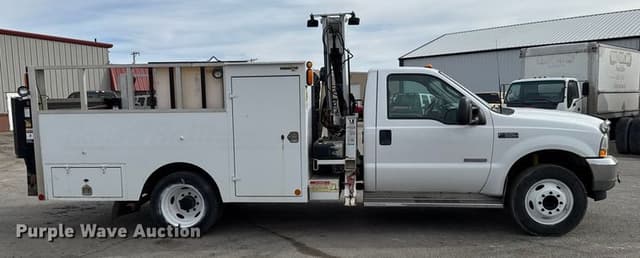 Image of Ford F-550XLSD equipment image 3