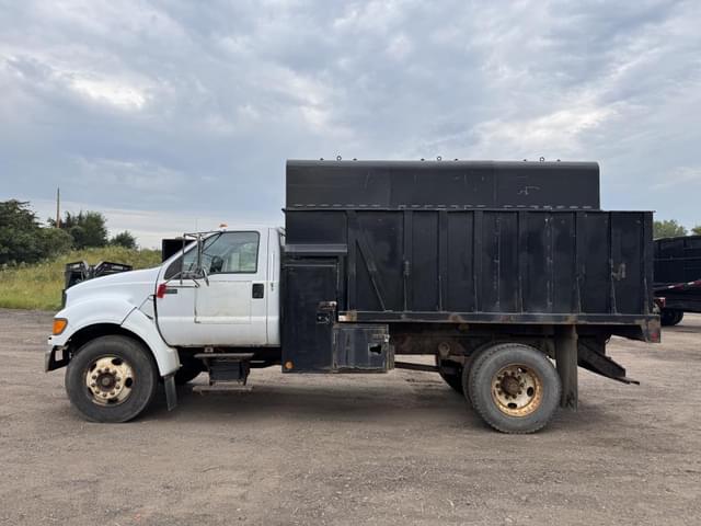 Image of Ford F-650 equipment image 1
