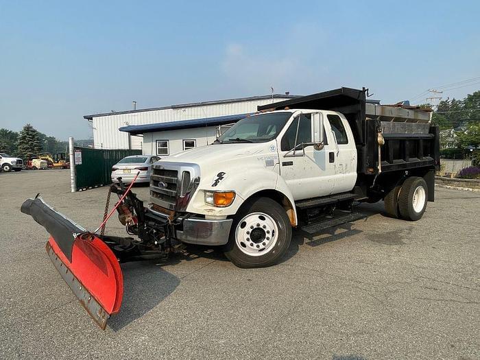 Image of Ford F-650 Primary image