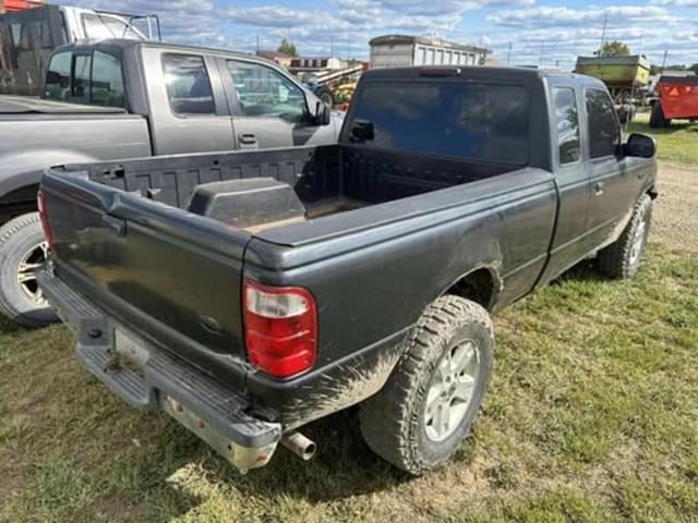Image of Ford Ranger XLT equipment image 2