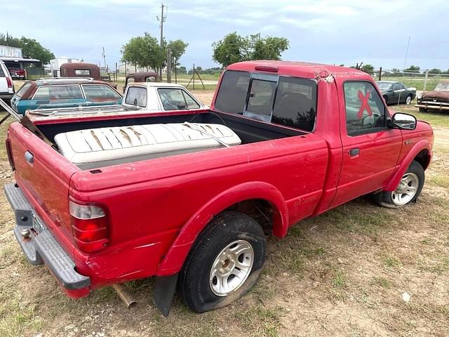 Image of Ford Ranger equipment image 3