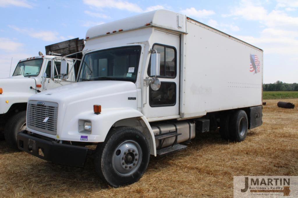 Image of Freightliner FL70 Primary image