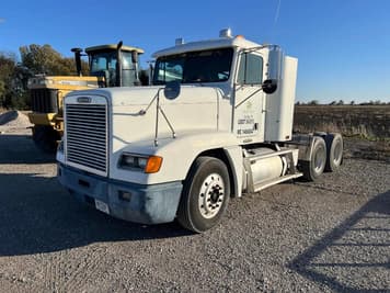 Main image Freightliner FLD120