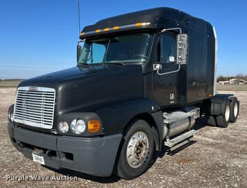 Main image Freightliner Century Class