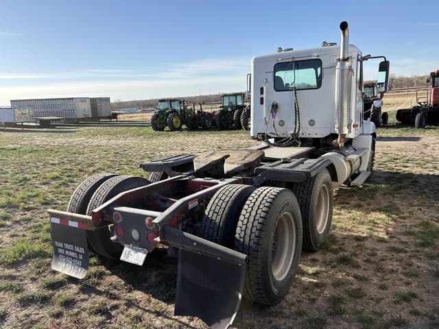 Image of Freightliner ST112 equipment image 2