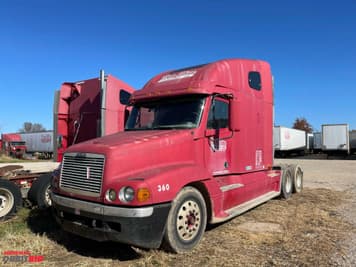 Main image Freightliner Century Class