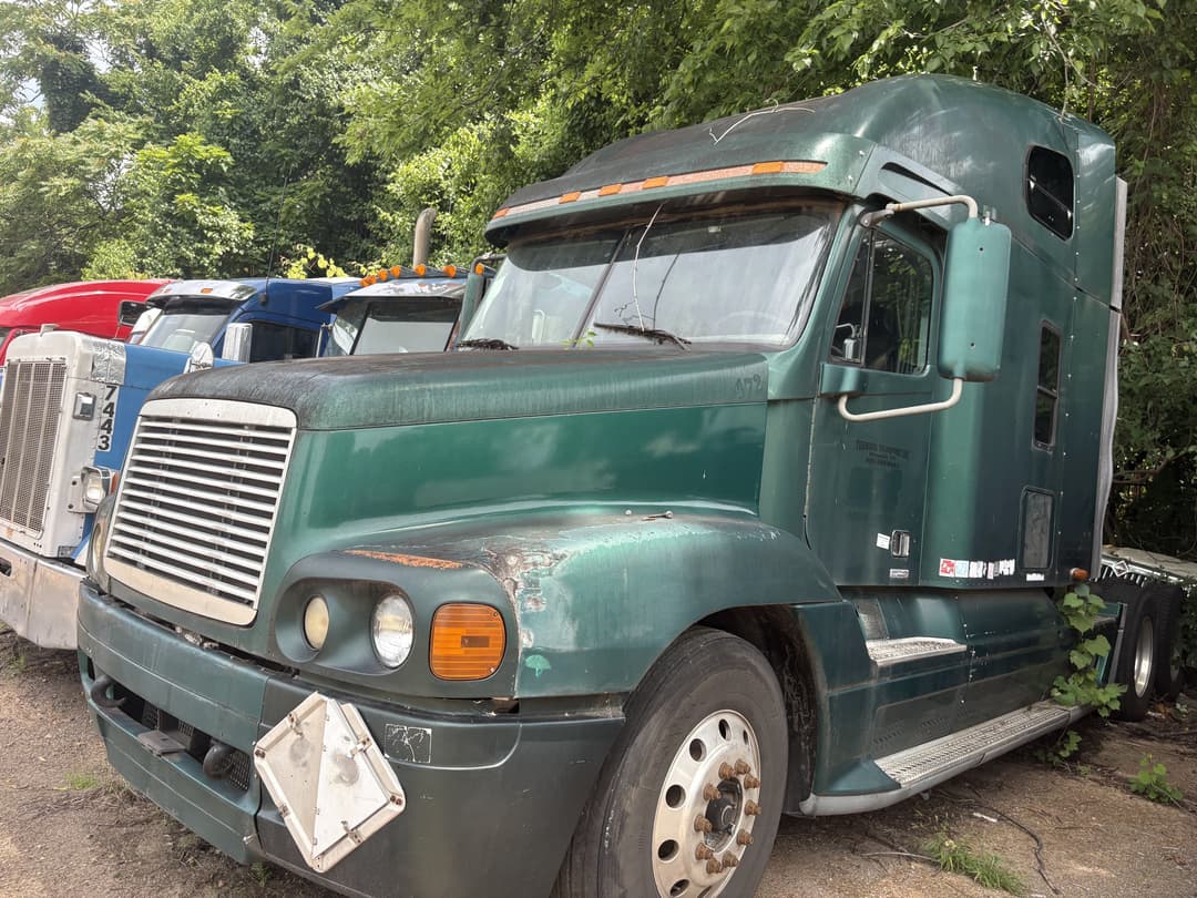 Image of Freightliner Century Primary image