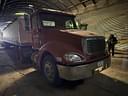 2003 Freightliner Columbia 120 Image