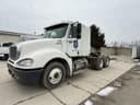 2003 Freightliner Columbia 120 Image