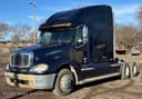 2003 Freightliner Columbia Image