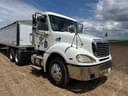 2003 Freightliner Columbia Image