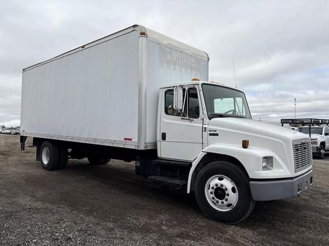 Image of Freightliner FL70 equipment image 4
