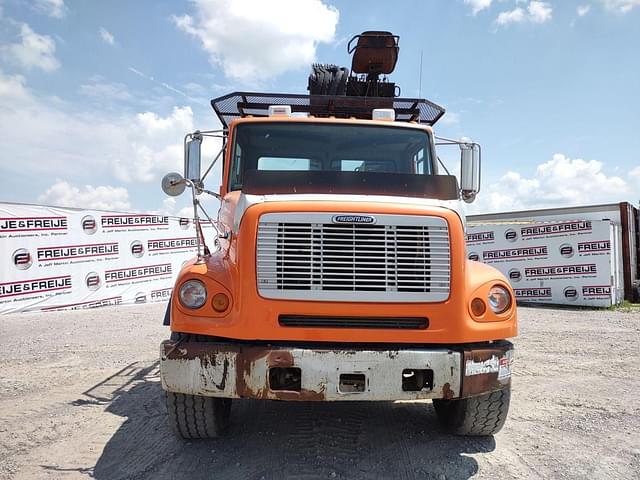 Image of Freightliner FL112 equipment image 1