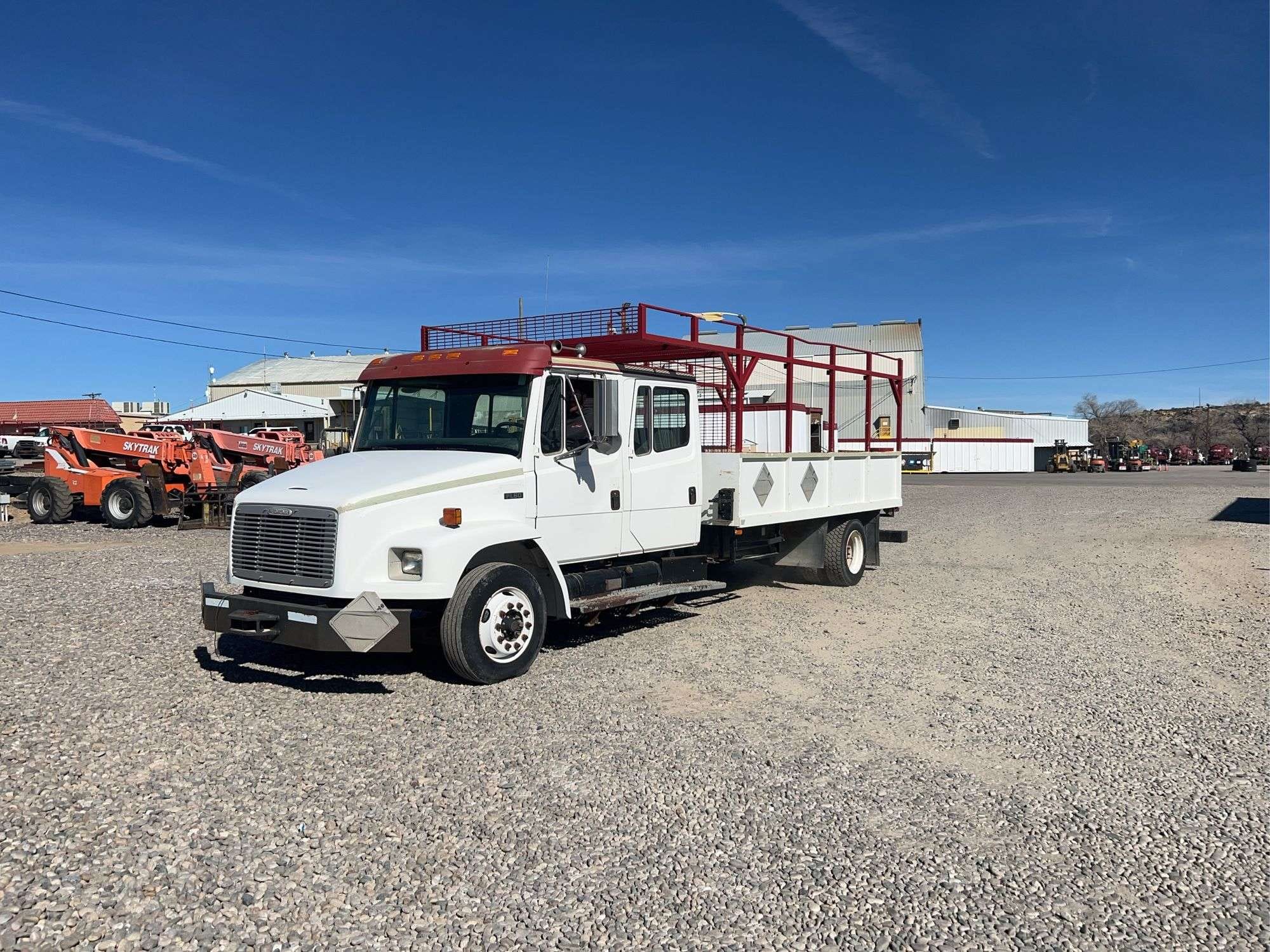 2003 Freightliner FL60 Equipment Image0