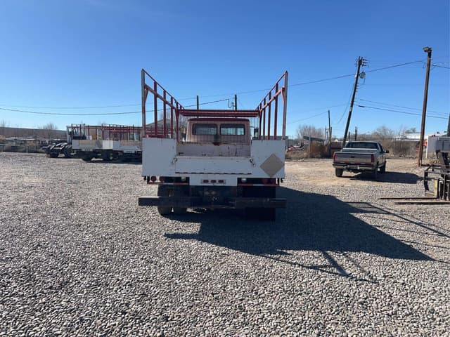 Image of Freightliner FL60 equipment image 4