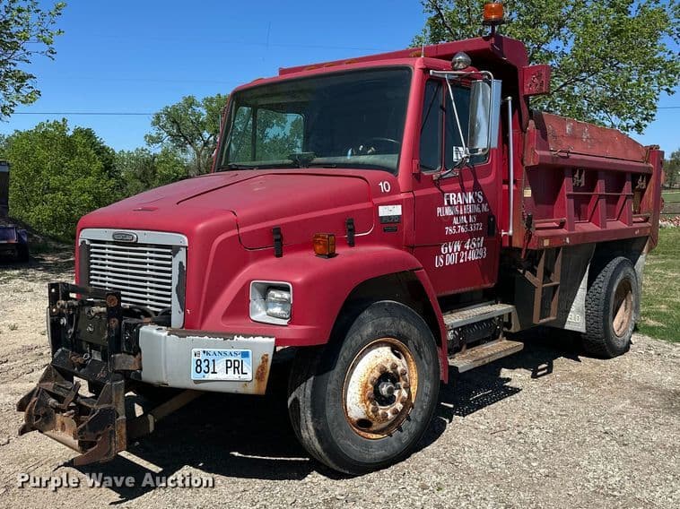 Image of Freightliner FL70 Primary image