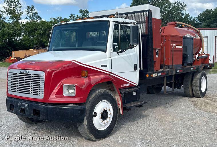 Image of Freightliner FL70 Primary image