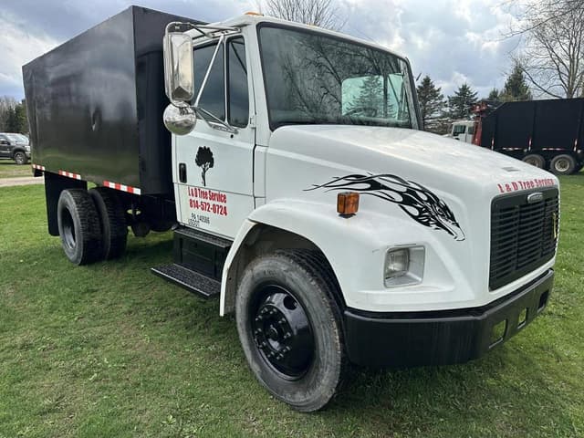 Image of Freightliner FL70 equipment image 1