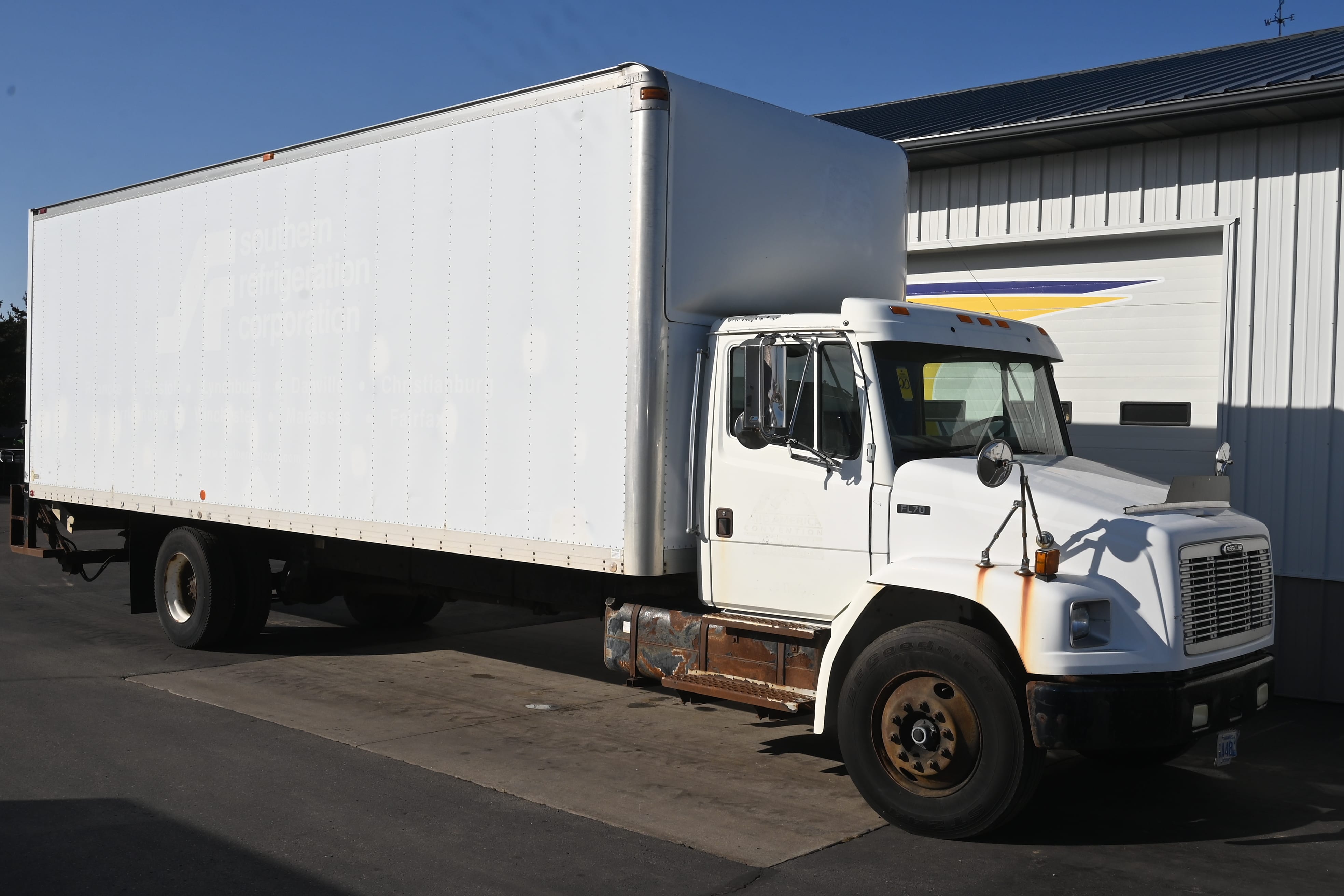 Main image Freightliner FL70