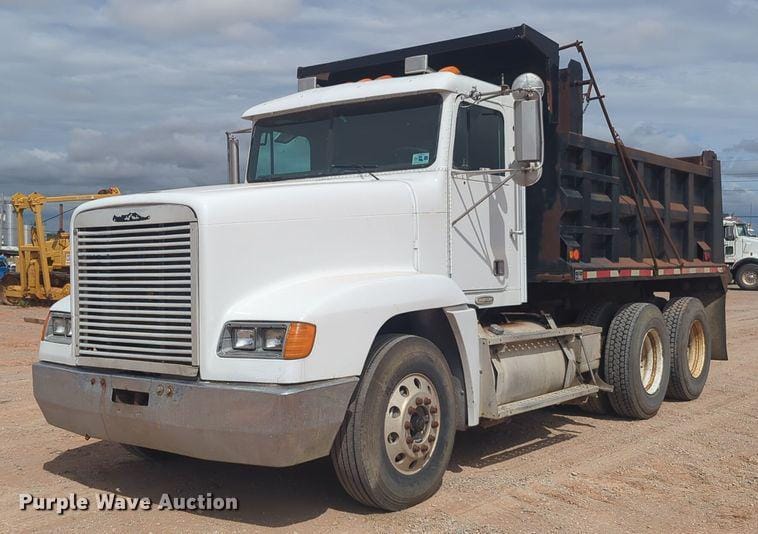 Main image Freightliner FLD