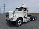 2003 Freightliner FLD120 Image
