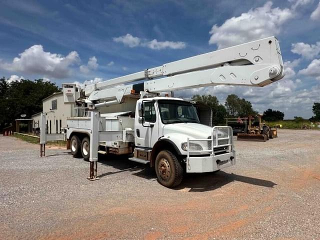 Image of Freightliner M2 equipment image 2