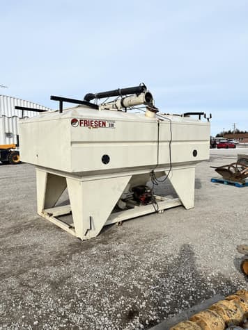 Main image Friesen 330