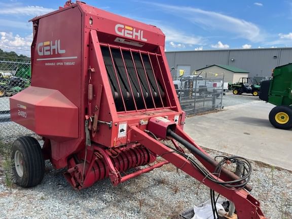 Main image Gehl 2480