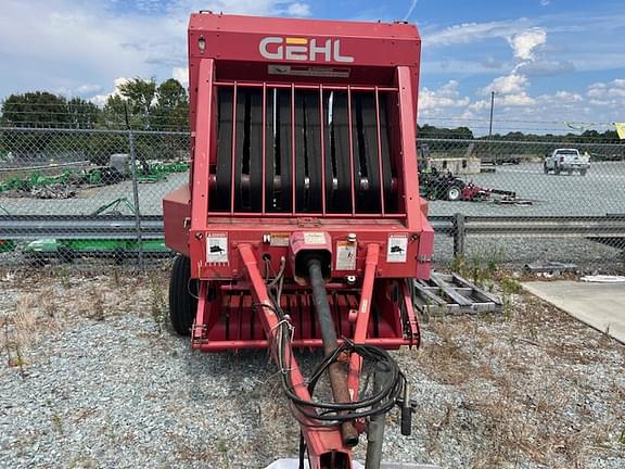 2003 Gehl 2480 Equipment Image0